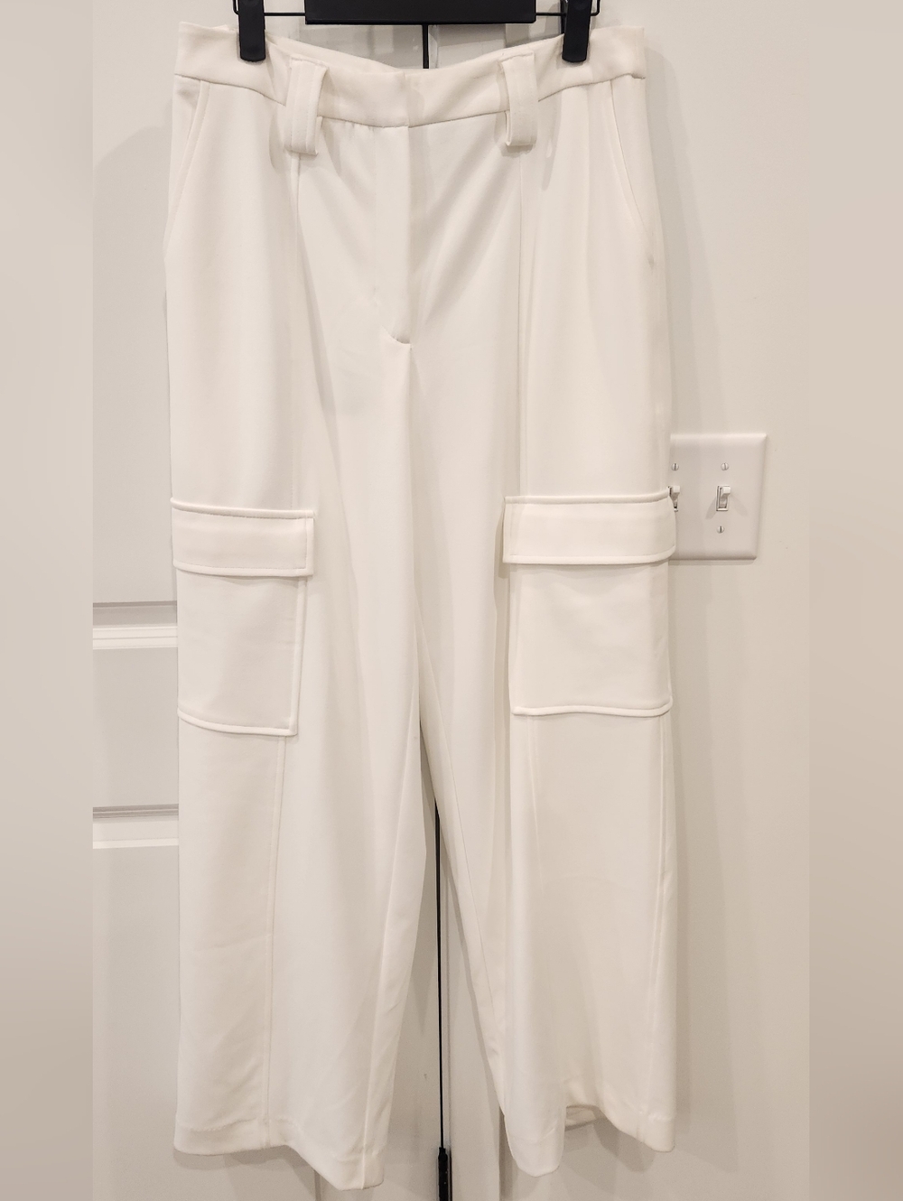 DKNY White Wide-Leg Cargo Pocket Pants